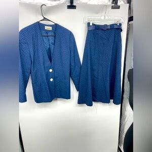 Innervisions by shipnshore‎ size 10 blue and white polka dots skirt set